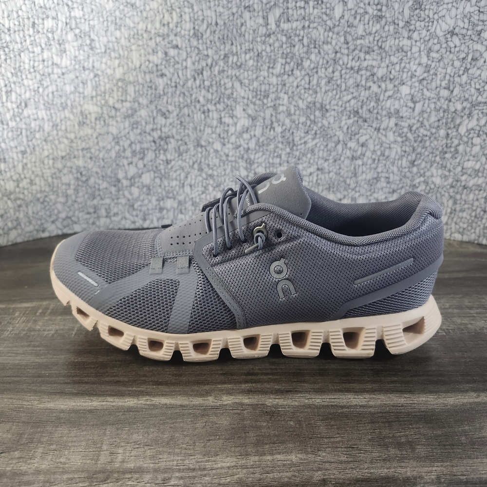 On Running Cloud 5 Running Shoes